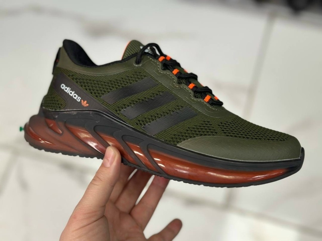 кроссовки adidas,кроссовки мужские adidas,кроссовки,спортивная ,кроссовки адидас