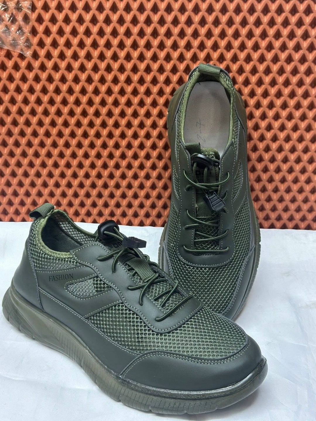 мужские кроссовки,,мужские летние кроссовки,спортивная ,кроссовка мужской