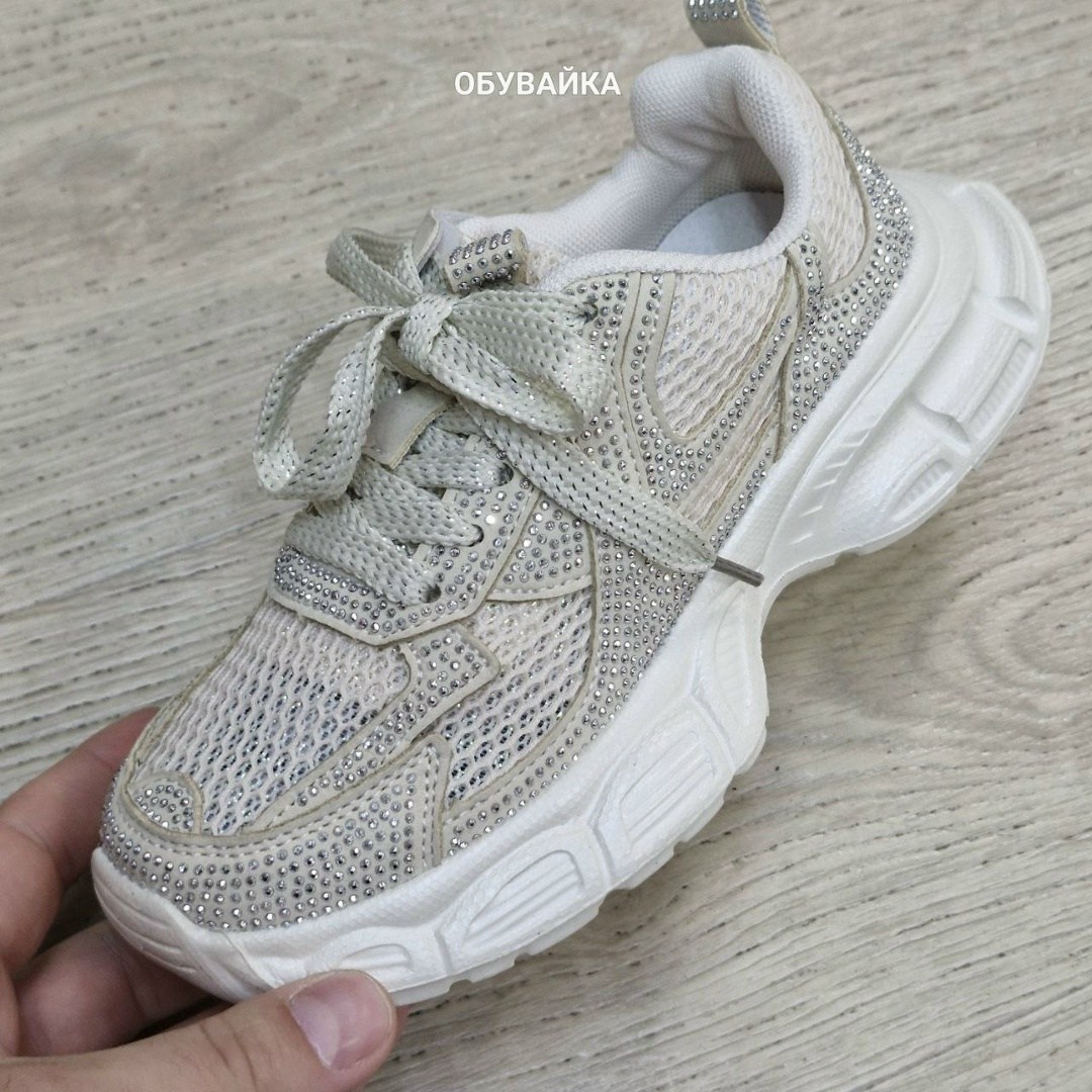 ,женские кроссовки,повседневные кроссовки,кроссовки закрытые,кроссовки