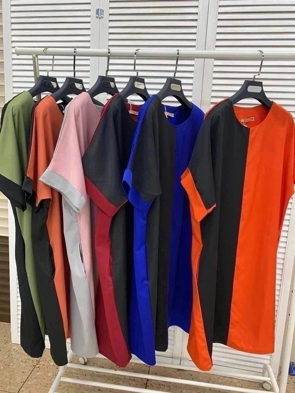 туника стильная,платья большие размеры,стильное платье,платья женские больших размеров,платье комбинированное