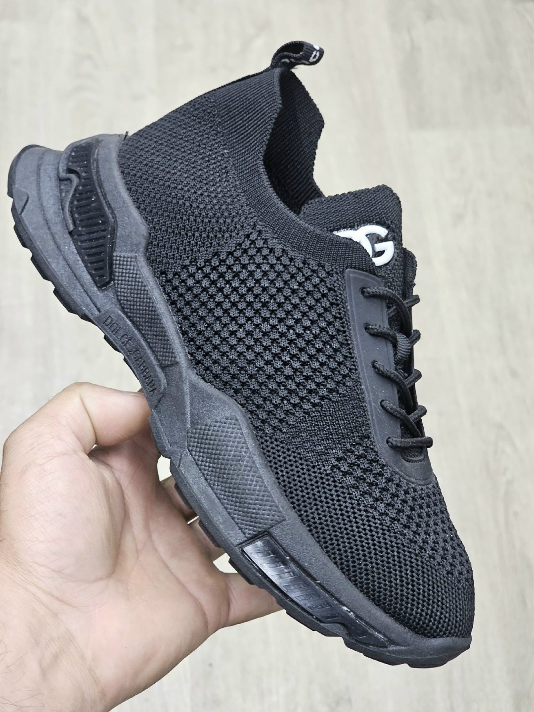 кроссовки,женские кроссовки,красные кроссовки,спортивная ,кроссовка