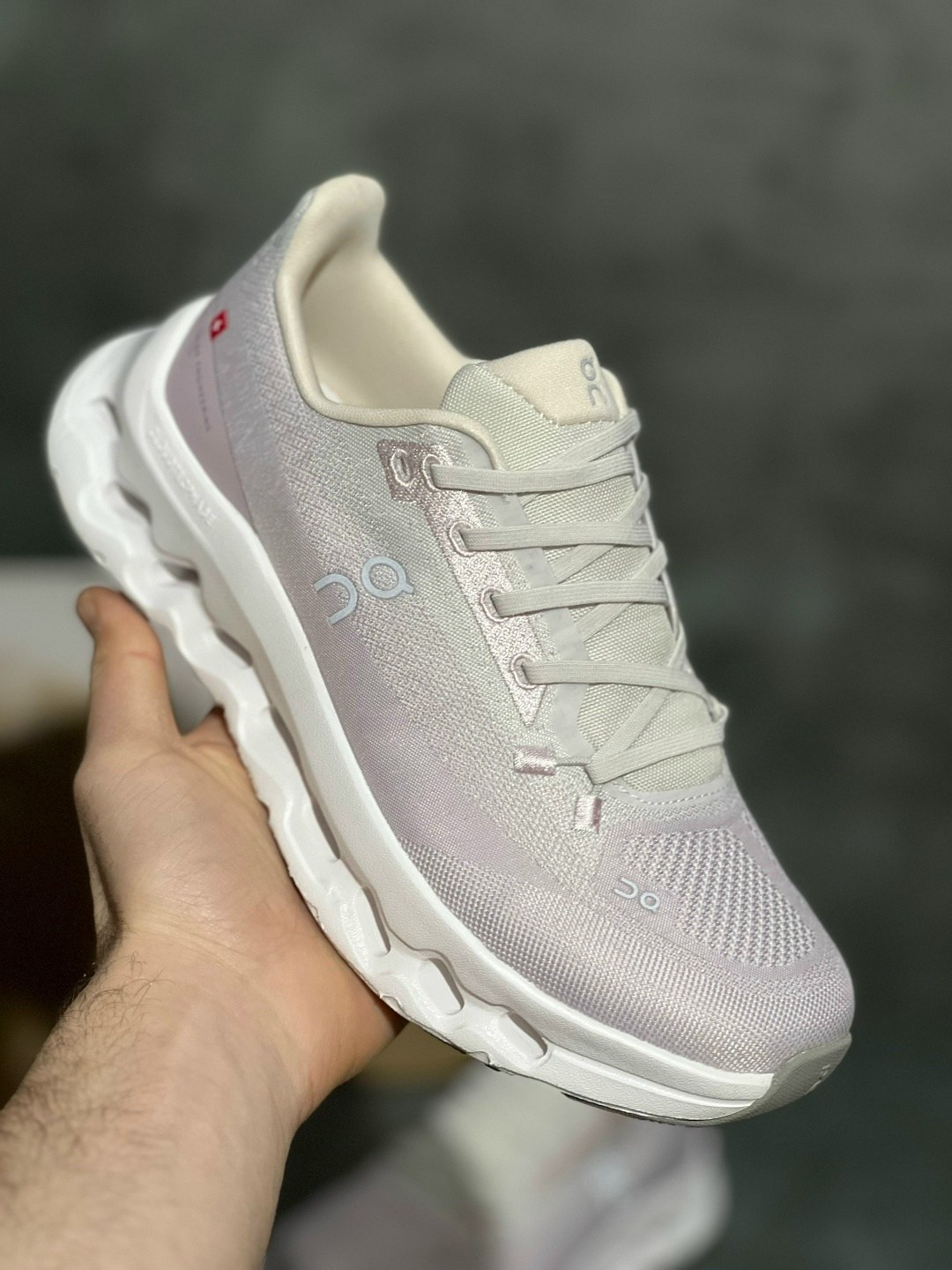 кроссовки,кроссовки cпортивные,дышащие кроссовки,спортивная ,кроссовки на массивной подошве