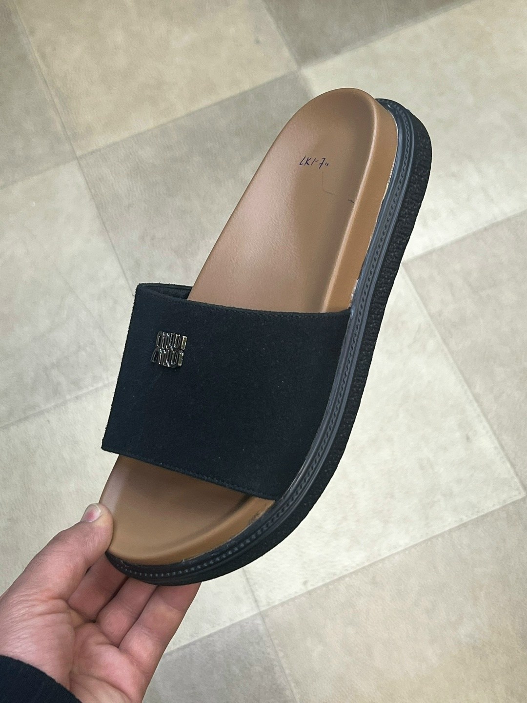 ,тапочки фенди,тапочки гермес,женские шлепанцы,шлепанцы мужские