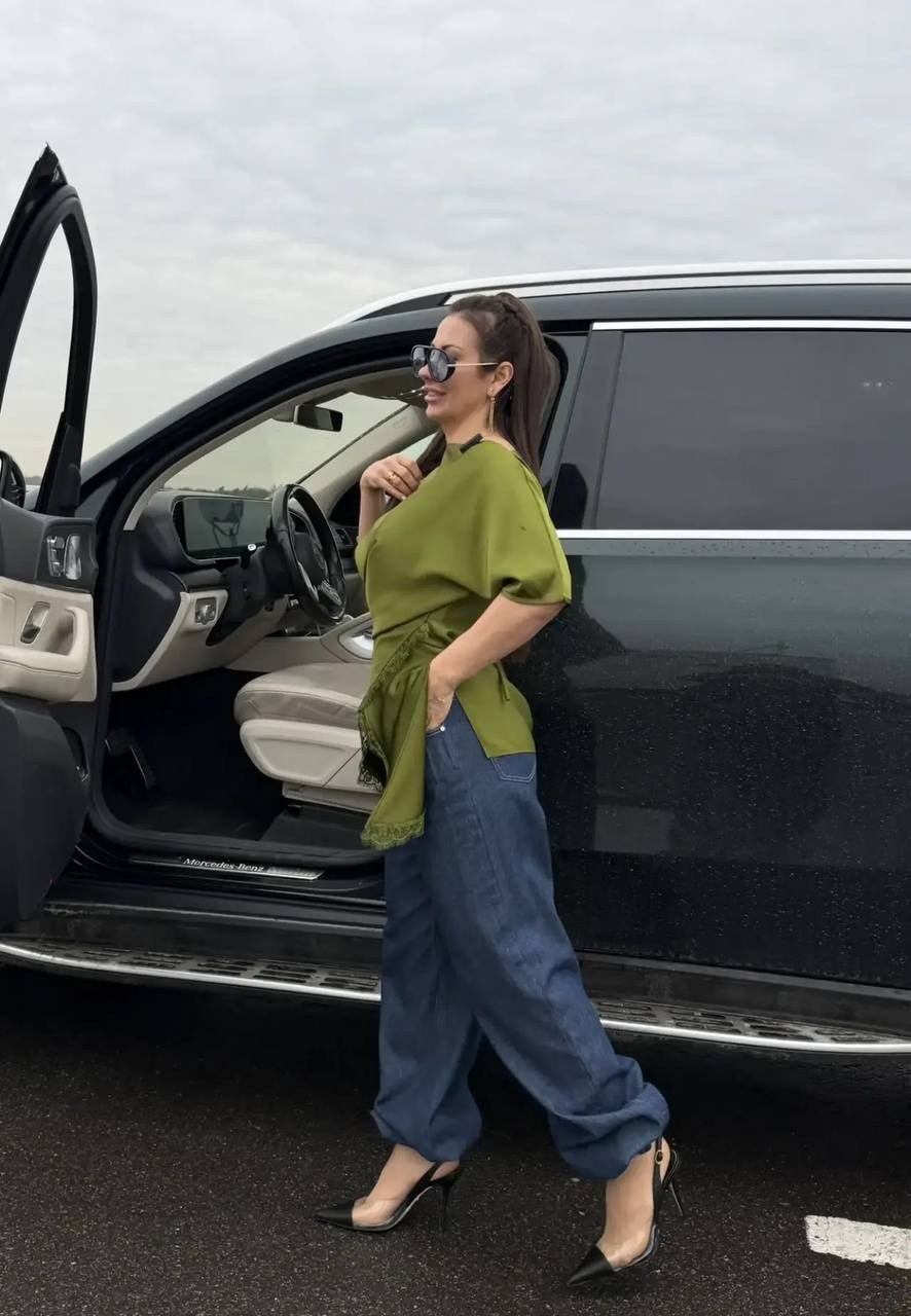 стильные костюмы,модные наряды,костюм для женщин,костюм с брюками