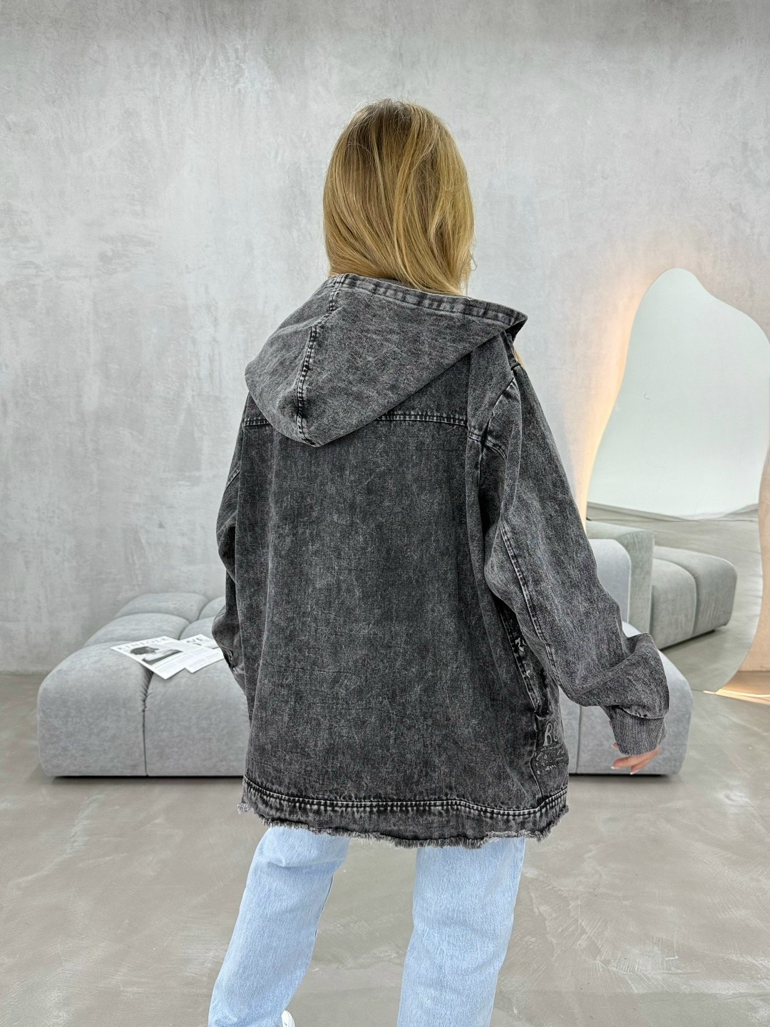джинсовая куртка женская,джинсовая куртка оверсайз с капюшоном,куртка джинсовая оверсайз,джинсовая куртка,джинсовая куртка женская оверсайз