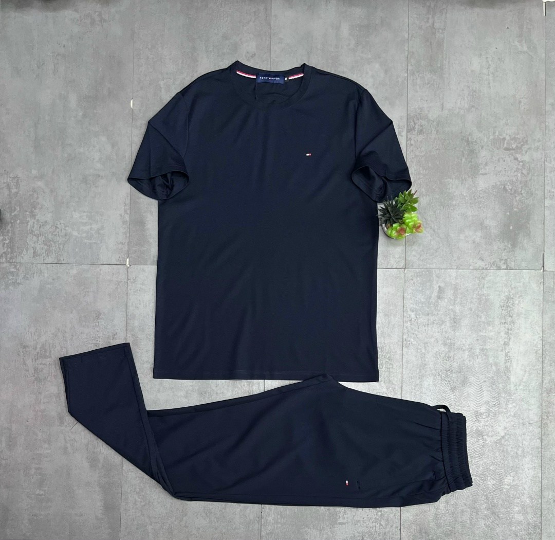 спортивный костюм tommy hilfiger,костюм спортивный мужской,футболка мужская tommy hilfiger,спортивный костюм томми хилфигер,комплект футболок tommy hilfiger