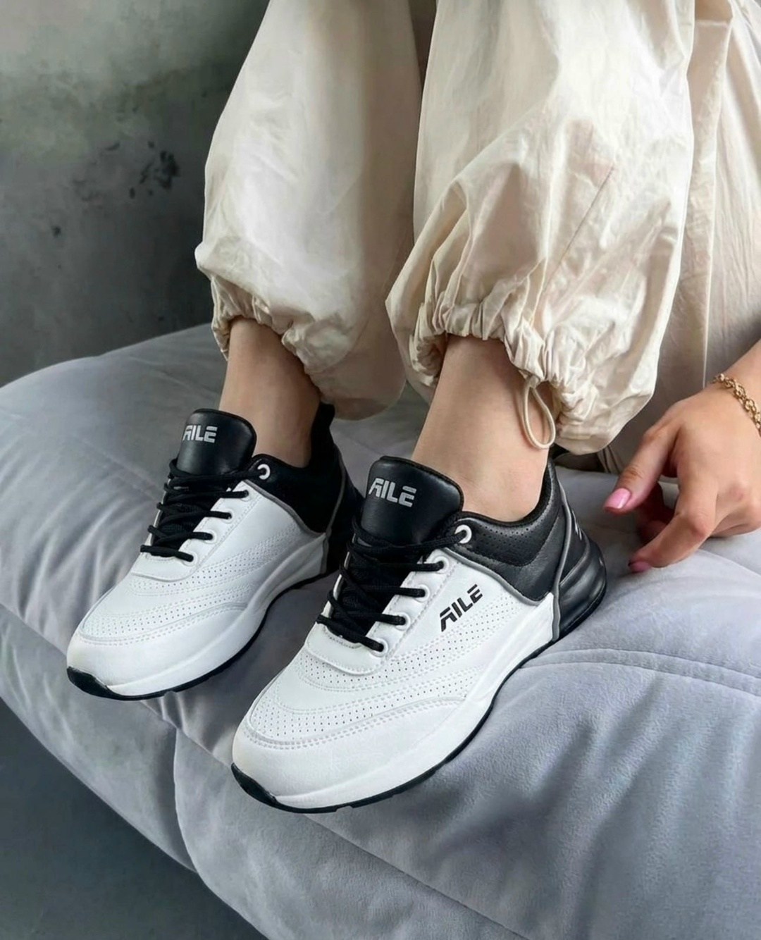 кроссовки женскиe,кроссовки,кроссы женские,спортивные кроссовки,кроссовки модные