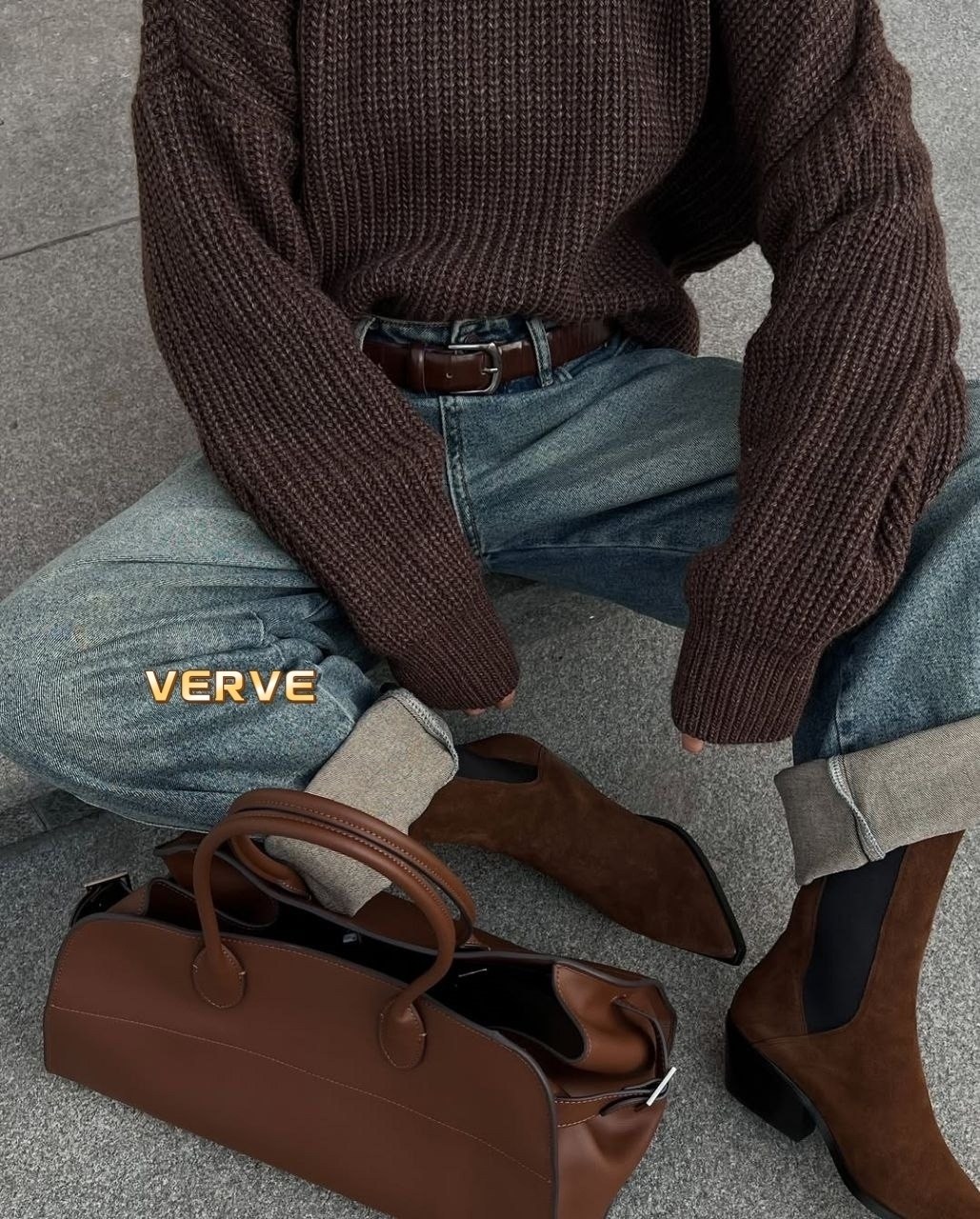 cвитер оверсайз,коричневый свитер,стильные образы,объемный свитер,мода стиль