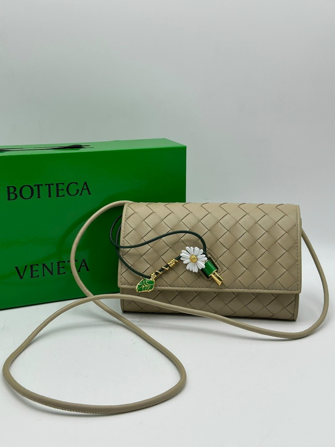 bottega veneta сумки женские,bottega veneta сумка,клатч bottega veneta,bottega veneta сумка на плечо,кожаный клатч bottega veneta