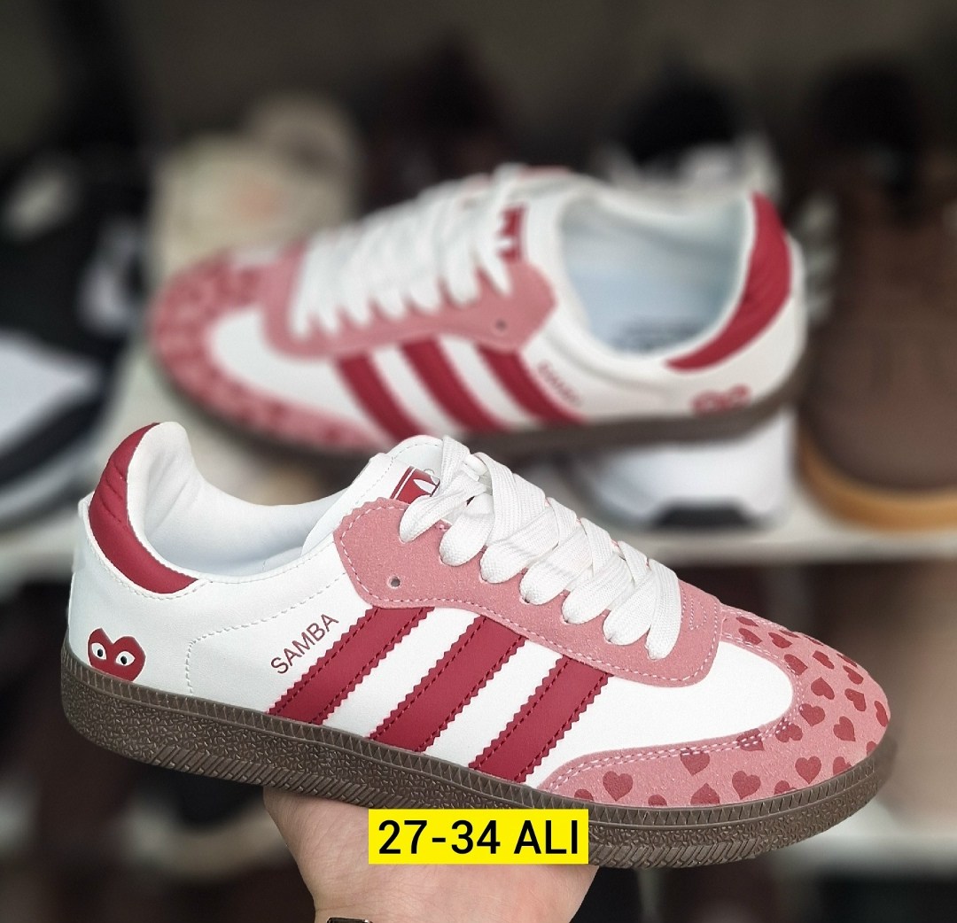 кроссовки женские adidas,кроссовки adidas samba,кроссовки adidas,кроссовки samba розовые сердечки adidas,