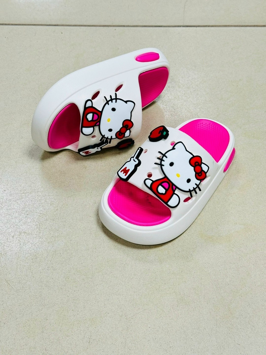 ,детские шлепанцы,тапочки для девочек,летние тапочки для девочек,тапочки sanrio
