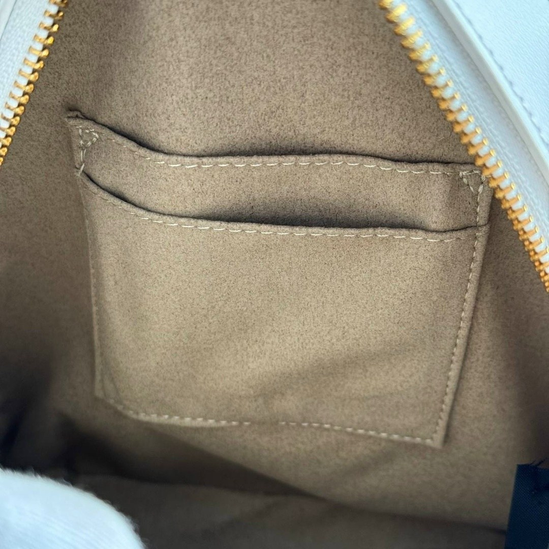 рюкзак pinko,рюкзак женский pinko,рюкзак женский премиум,рюкзак женский кожаный pinko,рюкзак pinko белый