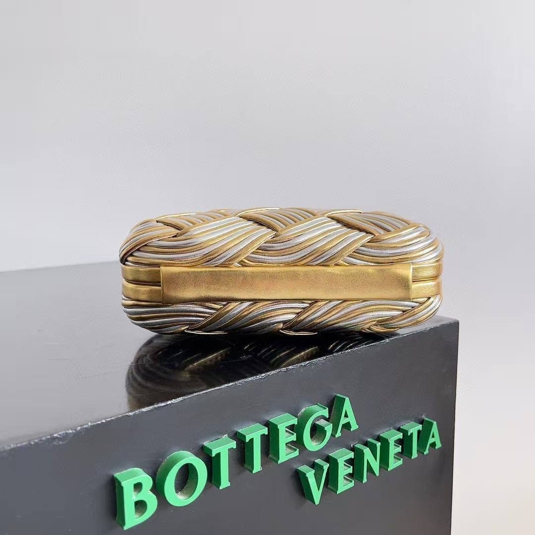 клатч bottega veneta,bottega veneta сумка,клатч боттега венета женские,клатч,bottega veneta