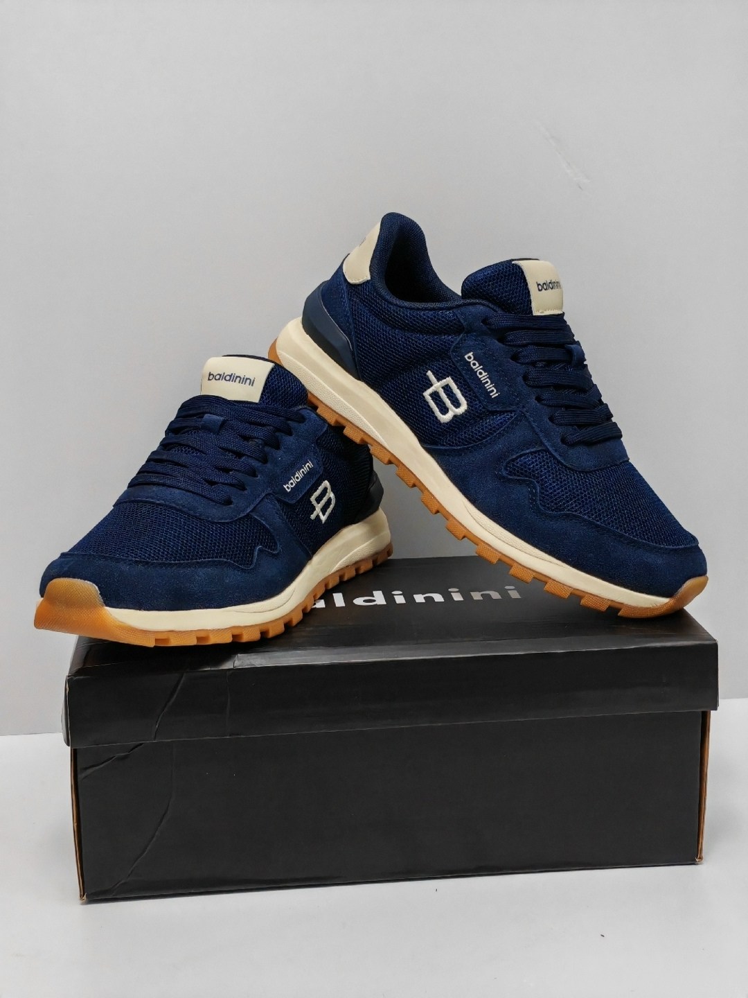 ,мужские кроссовки,кроссовка мужской,спортивная ,кроссовки для мужчин