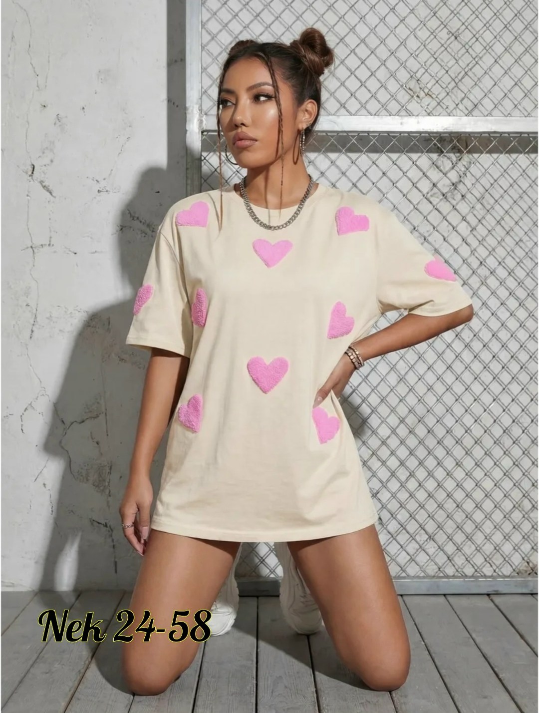 женская футболка оверсайз,футболка оверсайз с,женская футболка,футболка оверсайз с сердцами,футболка женская футболка оверсайз