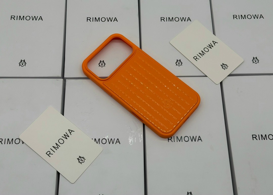 rimowa iphone case aluminum for 15 pro max,rimowa iphone case aluminum silver for iphone 15 pro,чехол rimowa 16 pro серебристый,rimowa iphone case aluminum for iphone 16 pro silver,чехол rimowa 16 pro