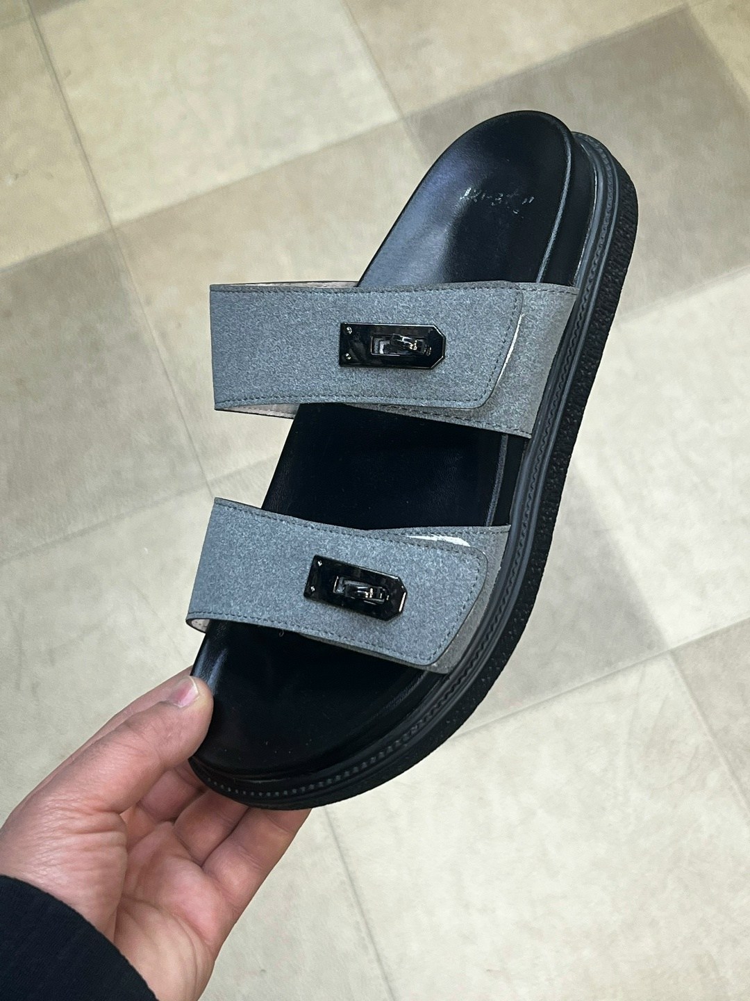 ,тапочки фенди,тапочки гермес,женские шлепанцы,шлепанцы мужские