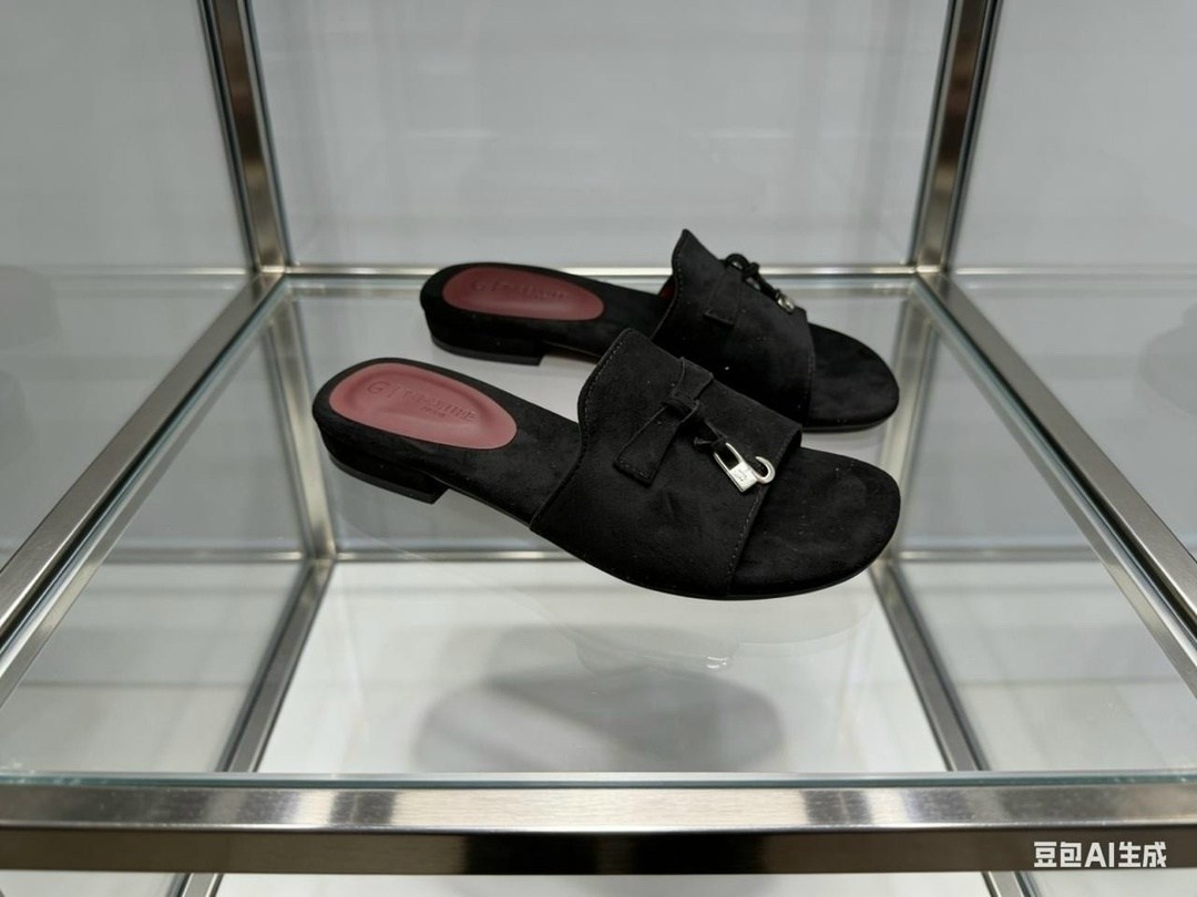 ,шлепанцы женские,loro piana шлепки,мюли замшевые,шлепки женские