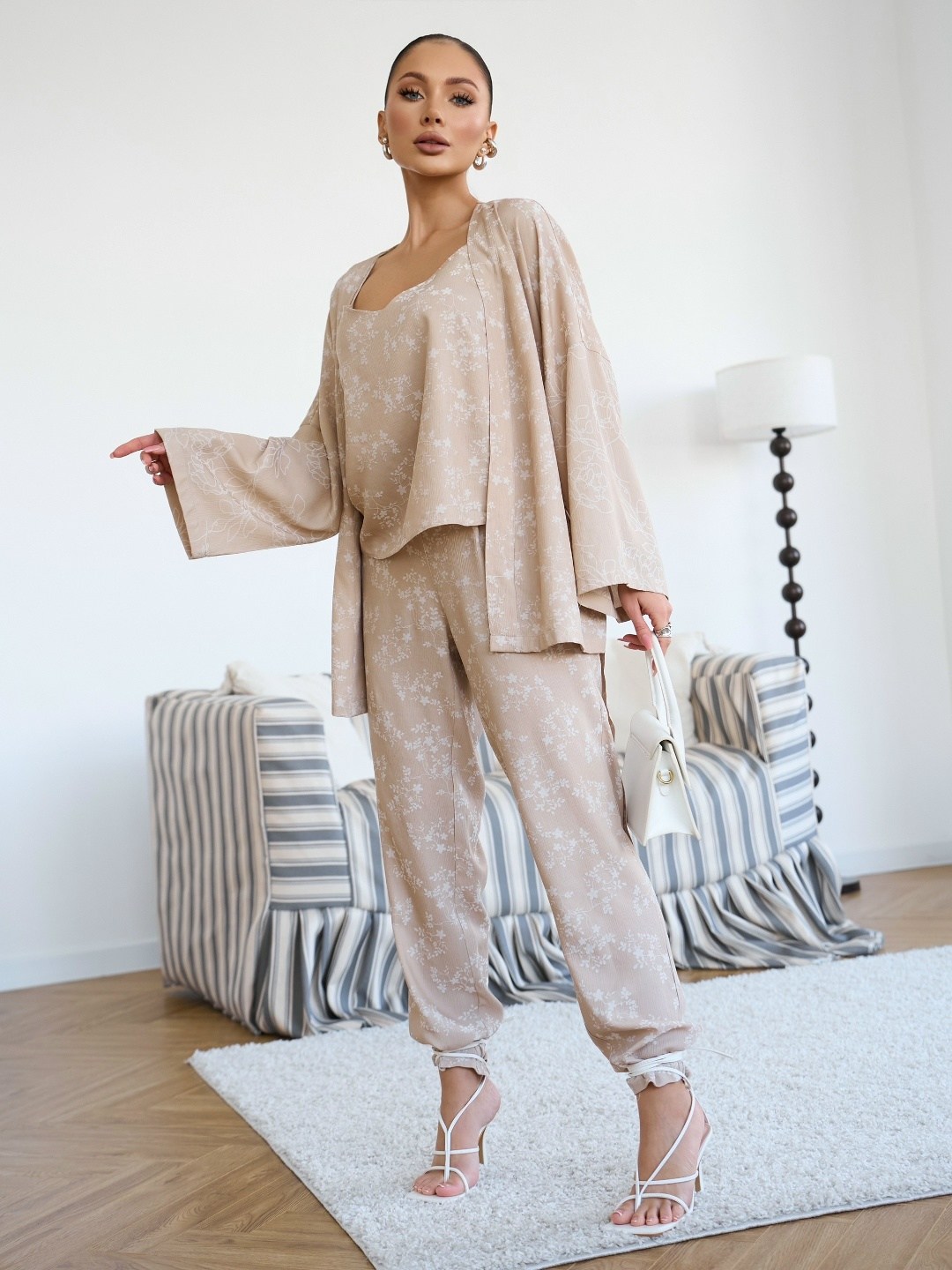 костюм с брюками,костюм брючный,костюм брючный женский,льняной брючный костюм,костюм в пижамном стиле