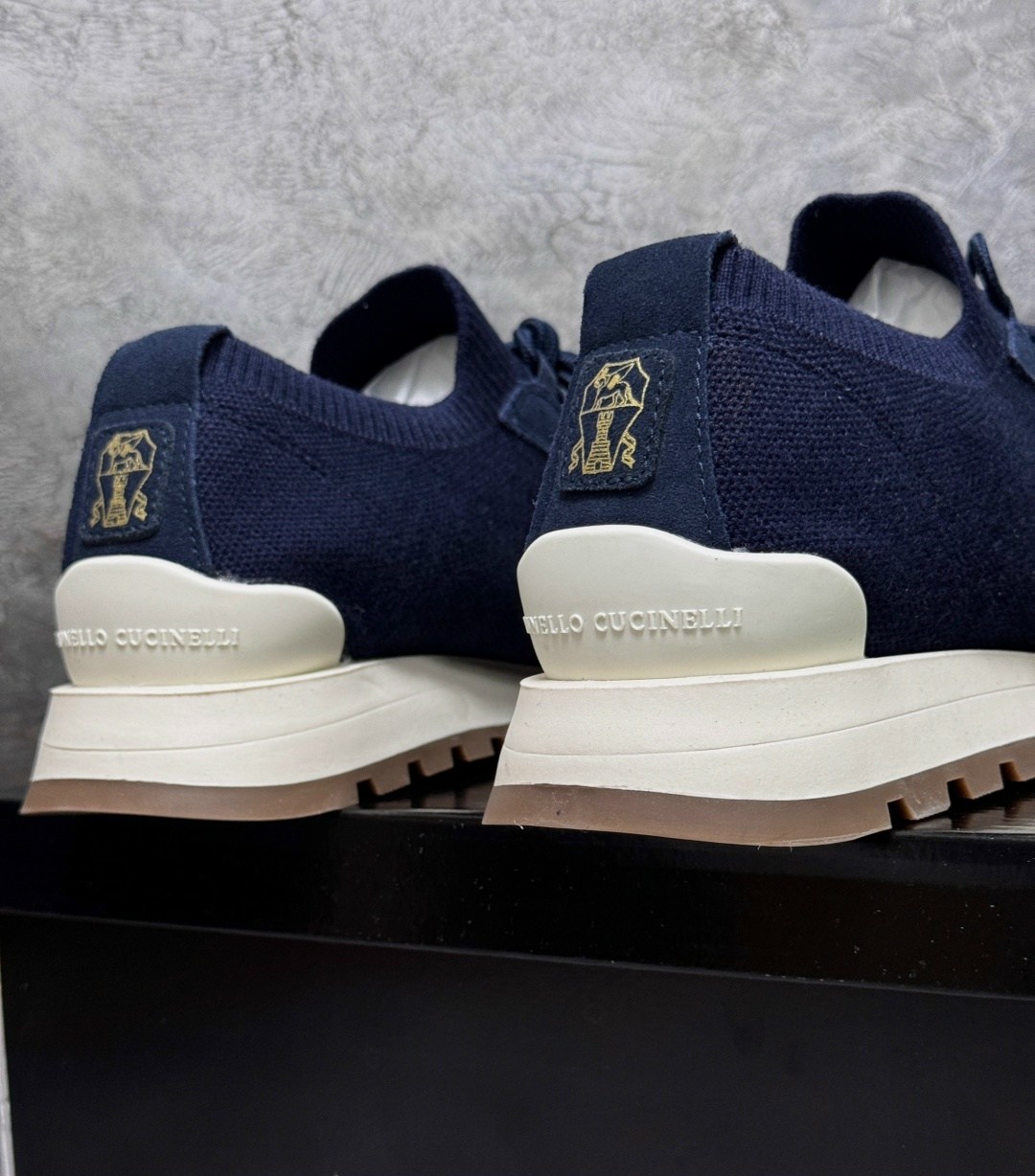 ,кроссовки brunello cucinelli,текстильные кроссовки brunello cucinelli,мужские текстильные кроссовки,спортивная