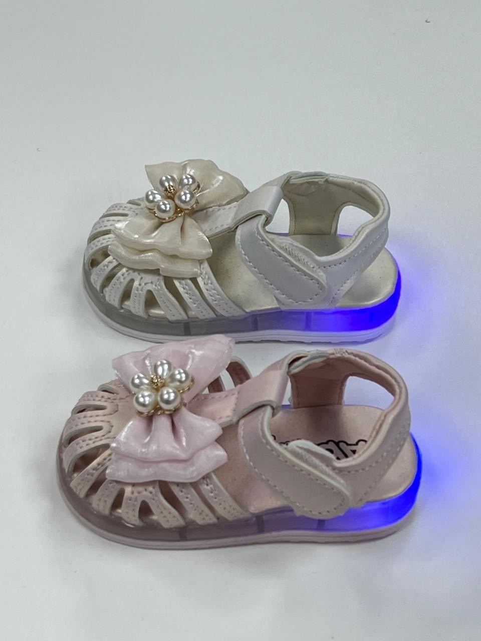 светящиеся сандали для девочки,светящиеся босоножки для девочки,сандалии для девочки,детские босоножки,босоножки для девочек