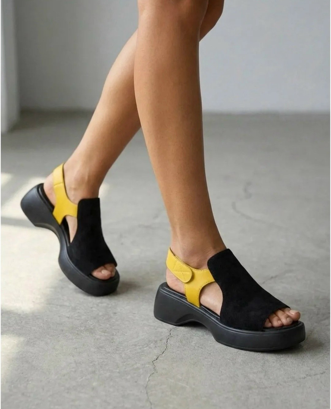 стильные босоножки,босоножки на платформе,босоножки женские,замшевые босоножки,