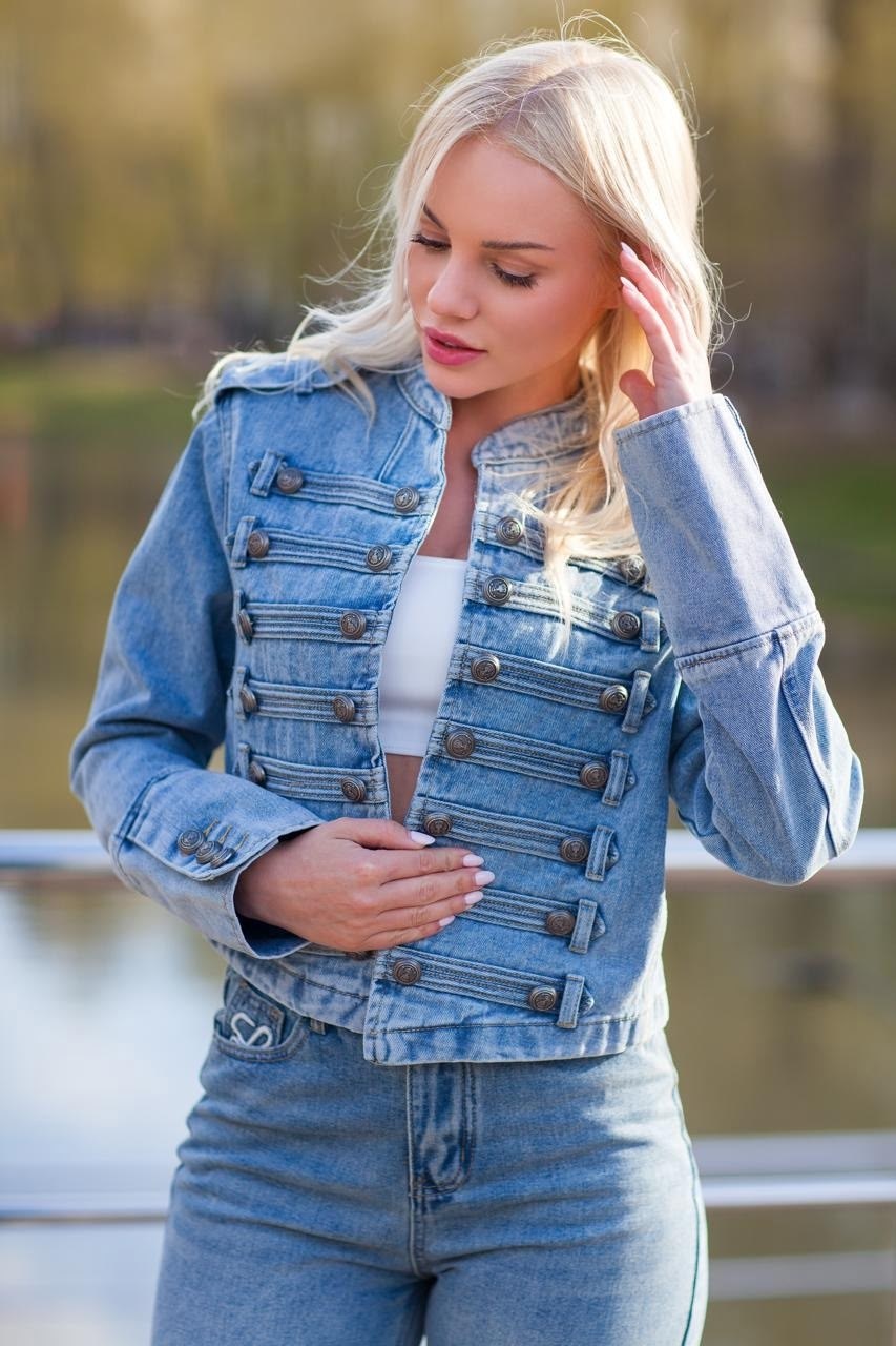 джинсовая куртка в стиле милитари,куртка в стиле милитари,куртка в стиле милитари женская,куртка джинсовая укороченная,джинсовая куртка