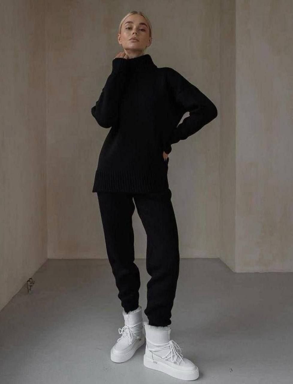 костюм вязаный трикотажный теплый с брюками royalclothes цвет черный,теплый женский вязаный костюм с горлом,костюм вязаный трикотажный теплый с брюками,трикотажный шерстяной костюм,костюм вязаный трик