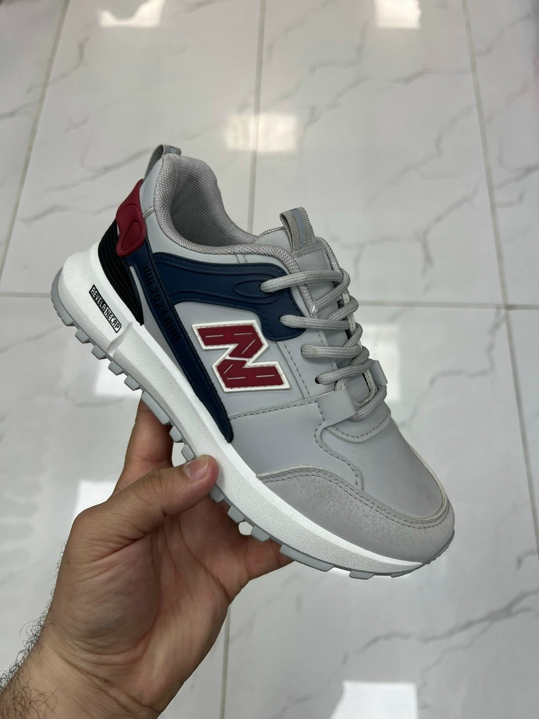 кроссовки женскиe,кроссовки,кроссовки для женщин,кроссовка,спортивная