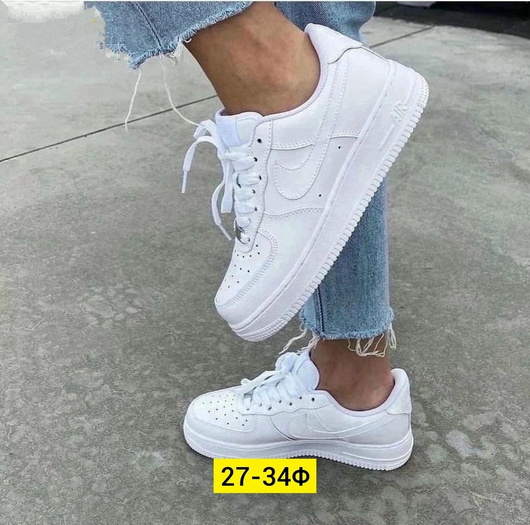 серебряные кроссовки женские,реплика кроссовки найк женские,женские кроссовки,кроссовки модные,кроссовки