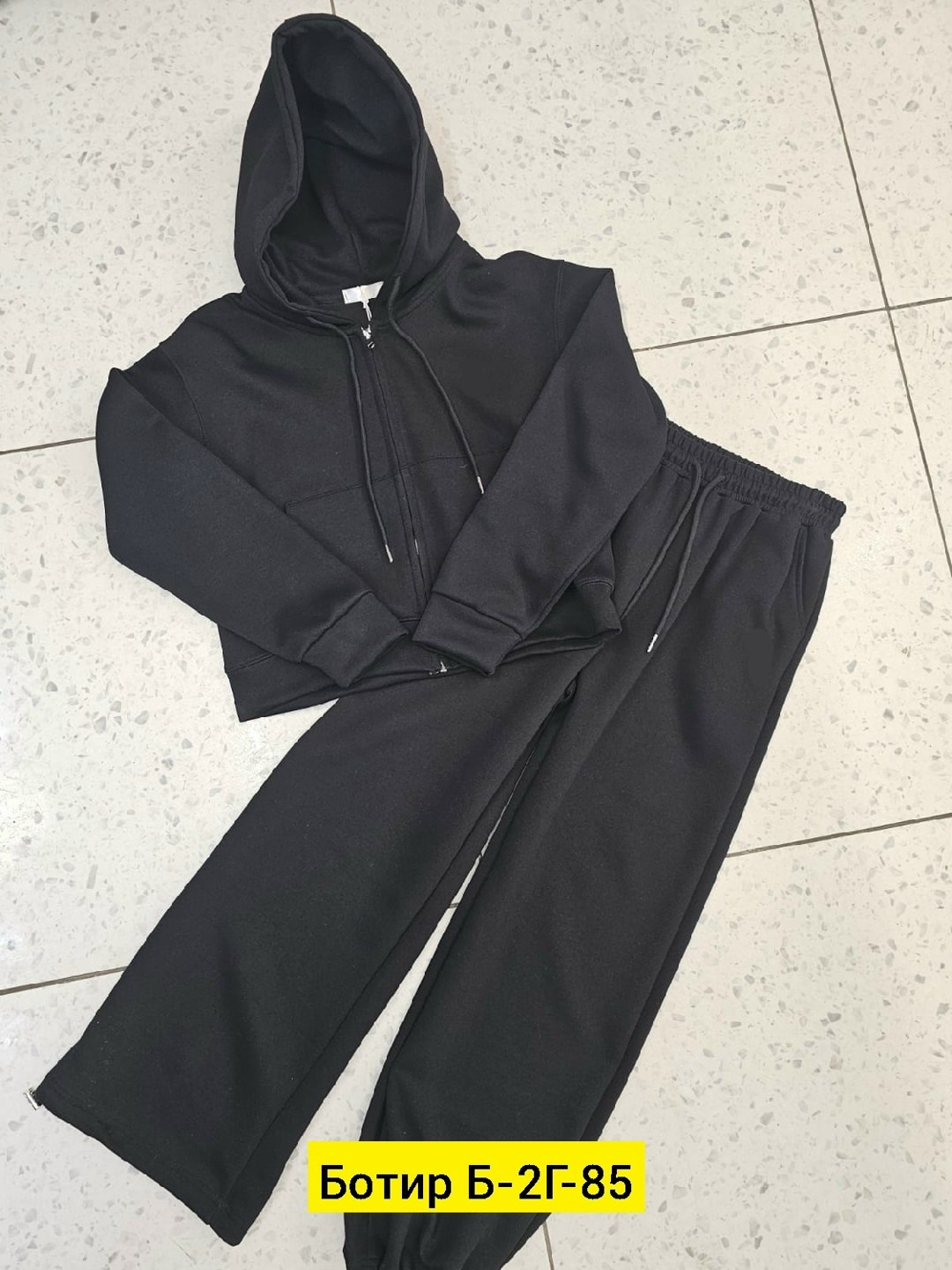 костюм спортивный,костюм спортивный размер 42 светло-серый,спортивный костюм женский,костюм женский,костюм тройка