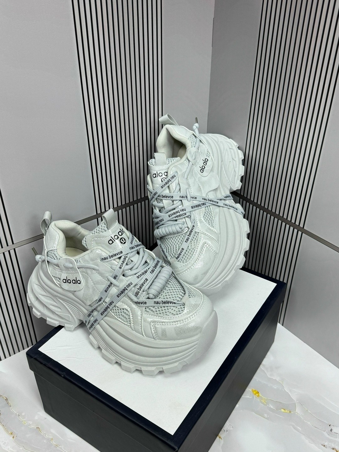 кроссовки женскиe,,женские массивные кроссовки,кроссовки на платформе,кроссовки кроссовки женские