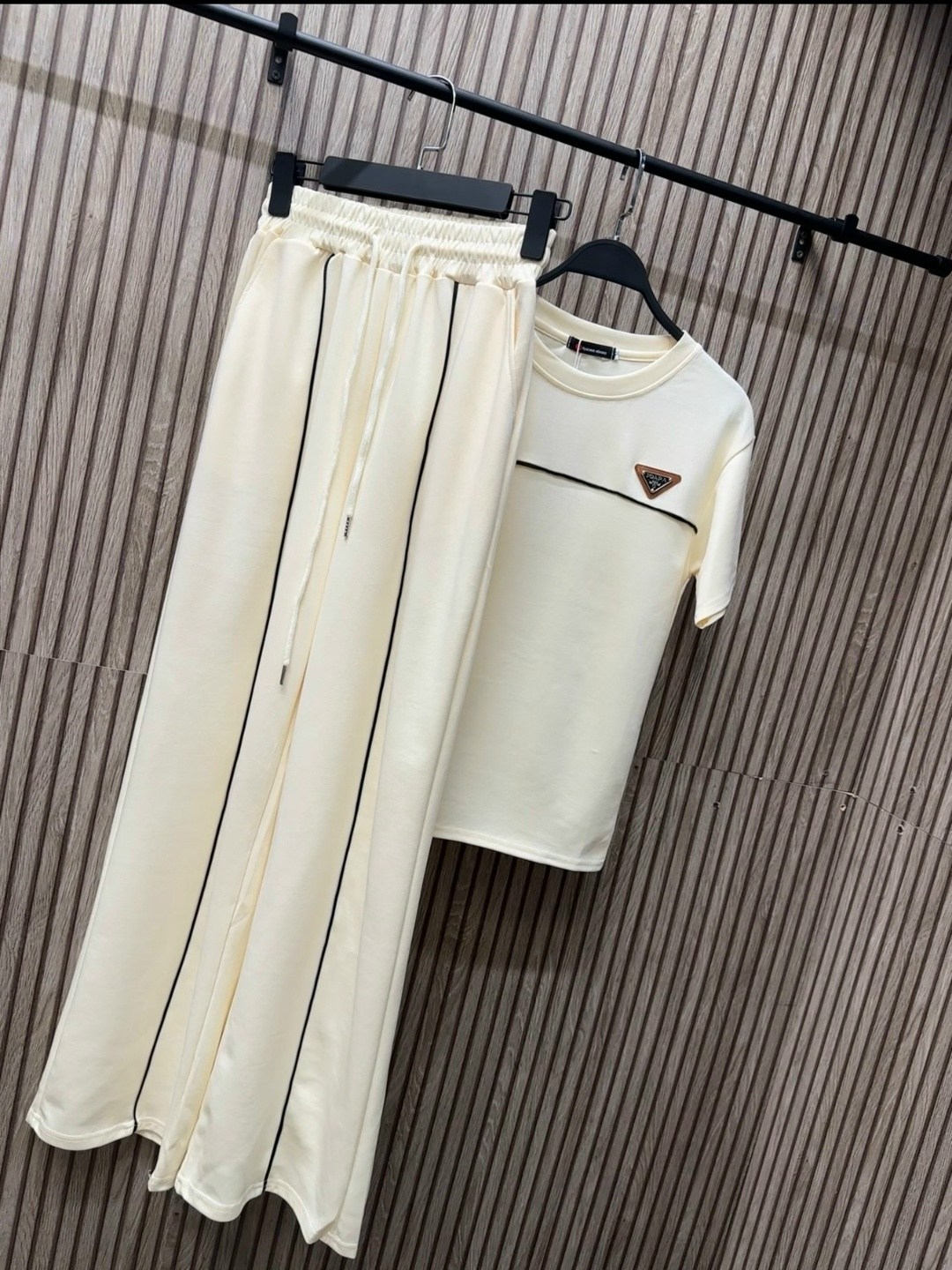 костюм спорт шик,костюм женский,спортивный костюм,спорт костюм