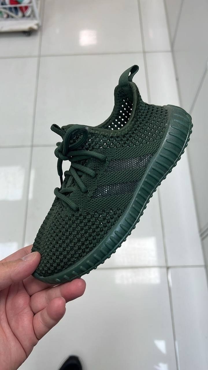 кроссовки изики,кроссовки,женские кроссовки,кроссовки изи,детские кроссовки