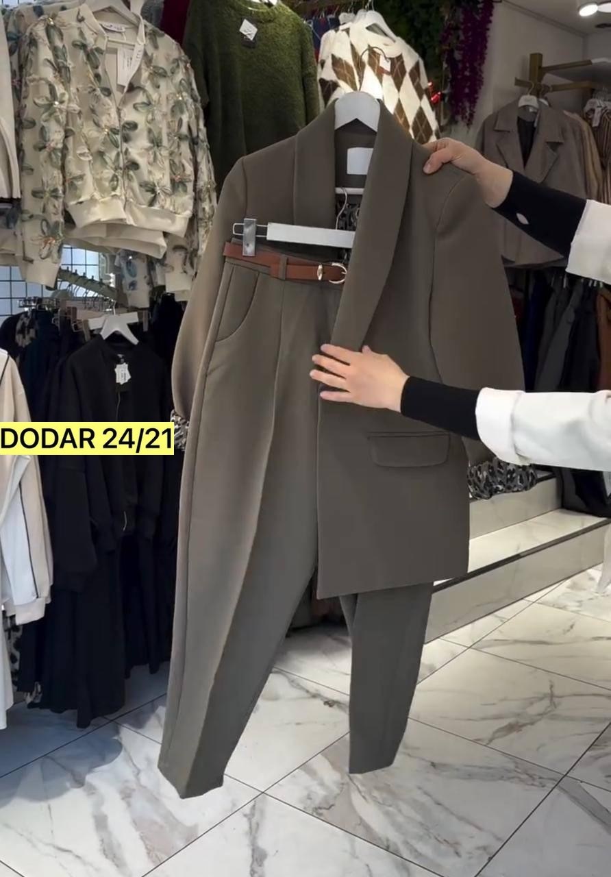 стильные женские костюмы,модные брючные костюмы,костюм бежевый,женский костюм двойка,женский костюм с брюками