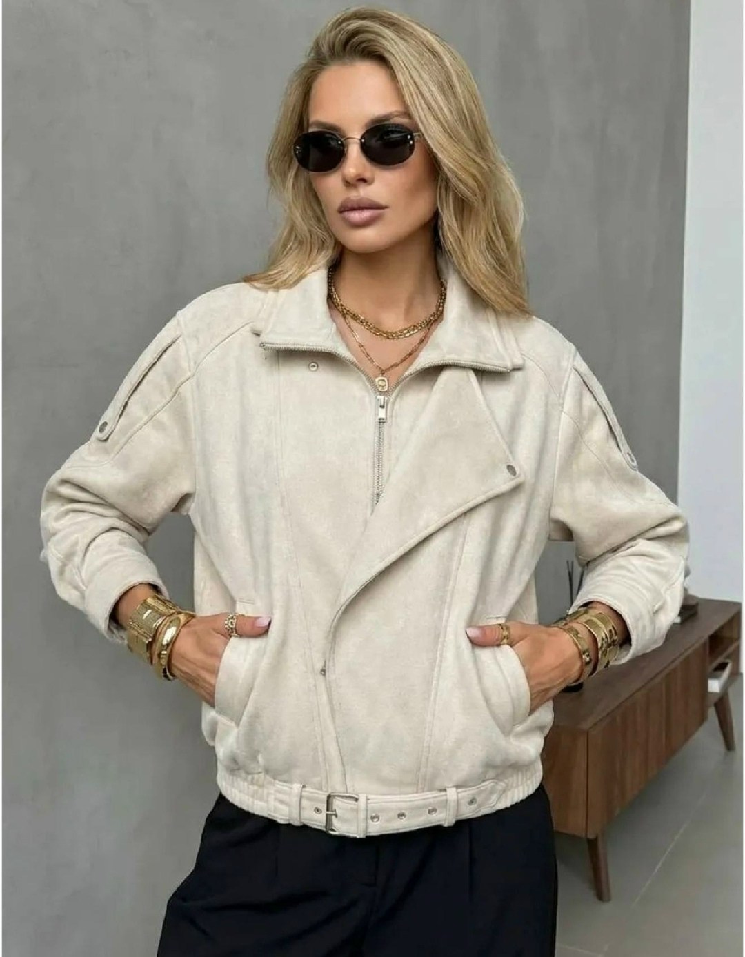 куртка женская,легкая куртка,куртка бежевая,замшевая куртка,куртка женская бежевая