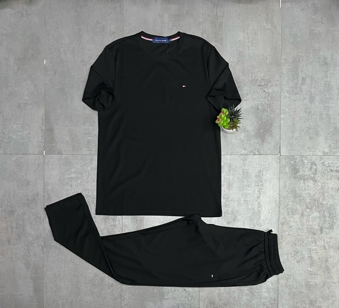 спортивный костюм tommy hilfiger,костюм спортивный мужской,футболка мужская tommy hilfiger,спортивный костюм томми хилфигер,комплект футболок tommy hilfiger