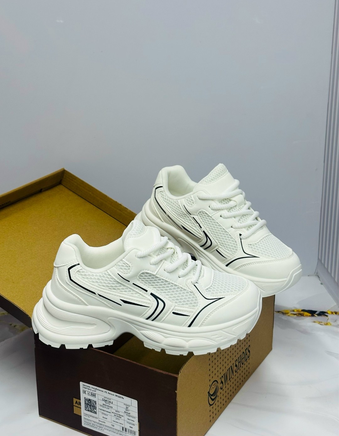 женские кроссовки,кроссовки,кроссовки модные,кроссовки белые,кроссовки мода