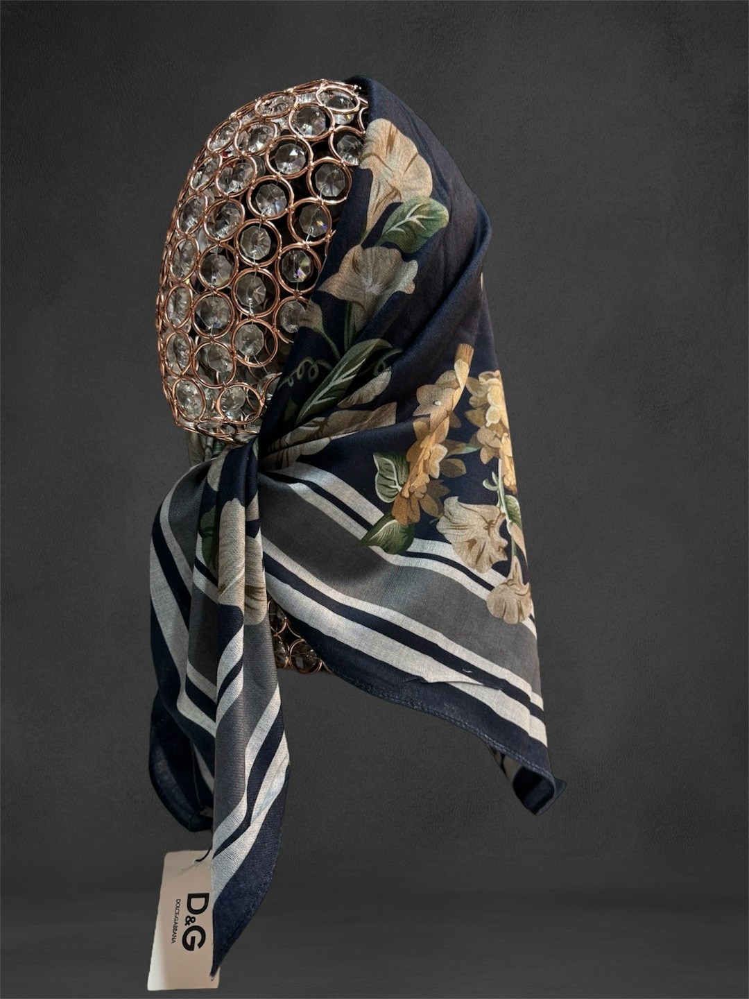 шелковый шарф,шелковые платки,шарфы и платки,платки женские,платок с принтом