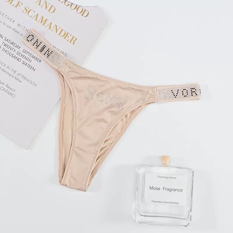 бикини купальные,загорелые девушки,бикини,девушка бикини,трусики-бикини женские