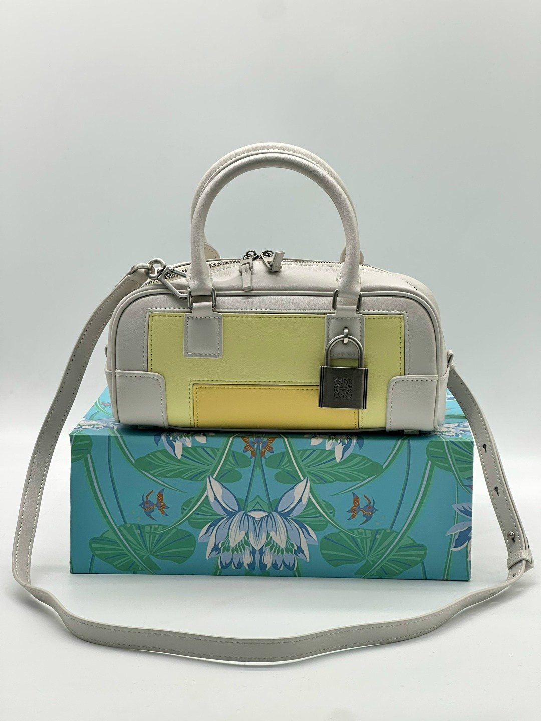 loewe сумка,сумка,сумки женская,сумка женская брендовая,брендовые сумочки