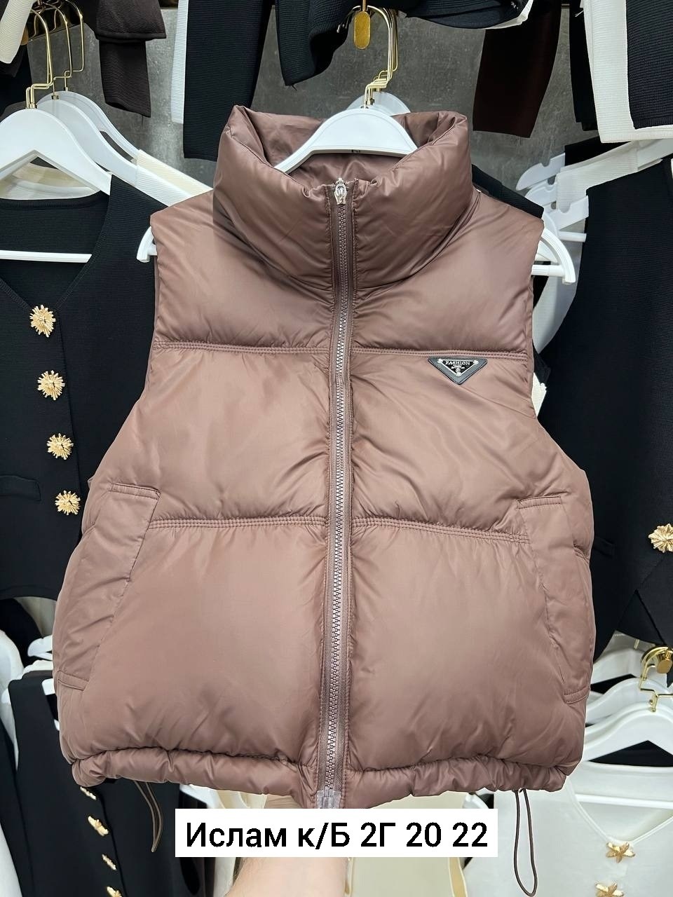 жилетка женская,жилет,женские жилеты,жилетка,жилетка прада