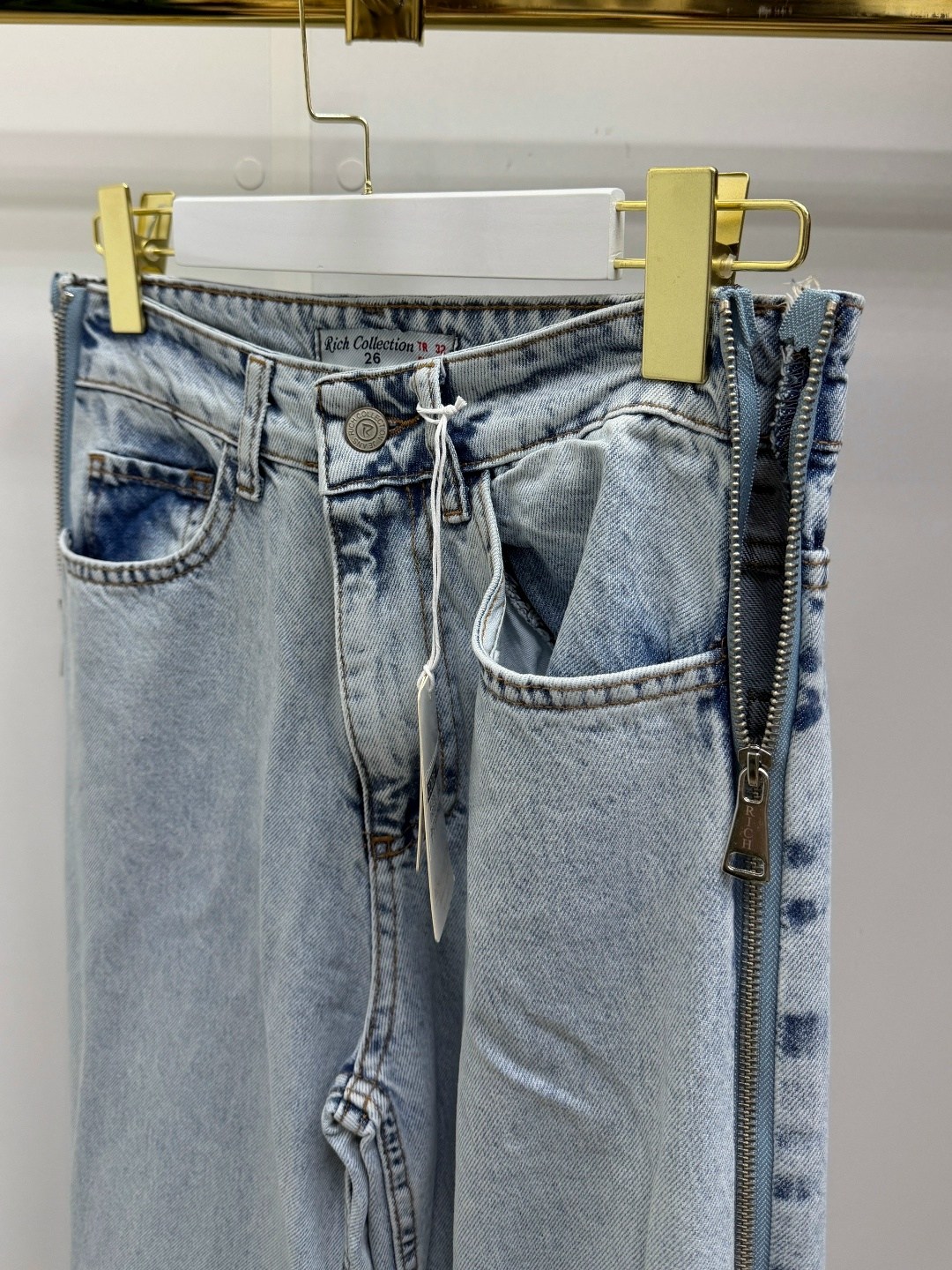 женские джинсы,джинсы,джинсы женские широкие,стильные джинсы,модные джинсы