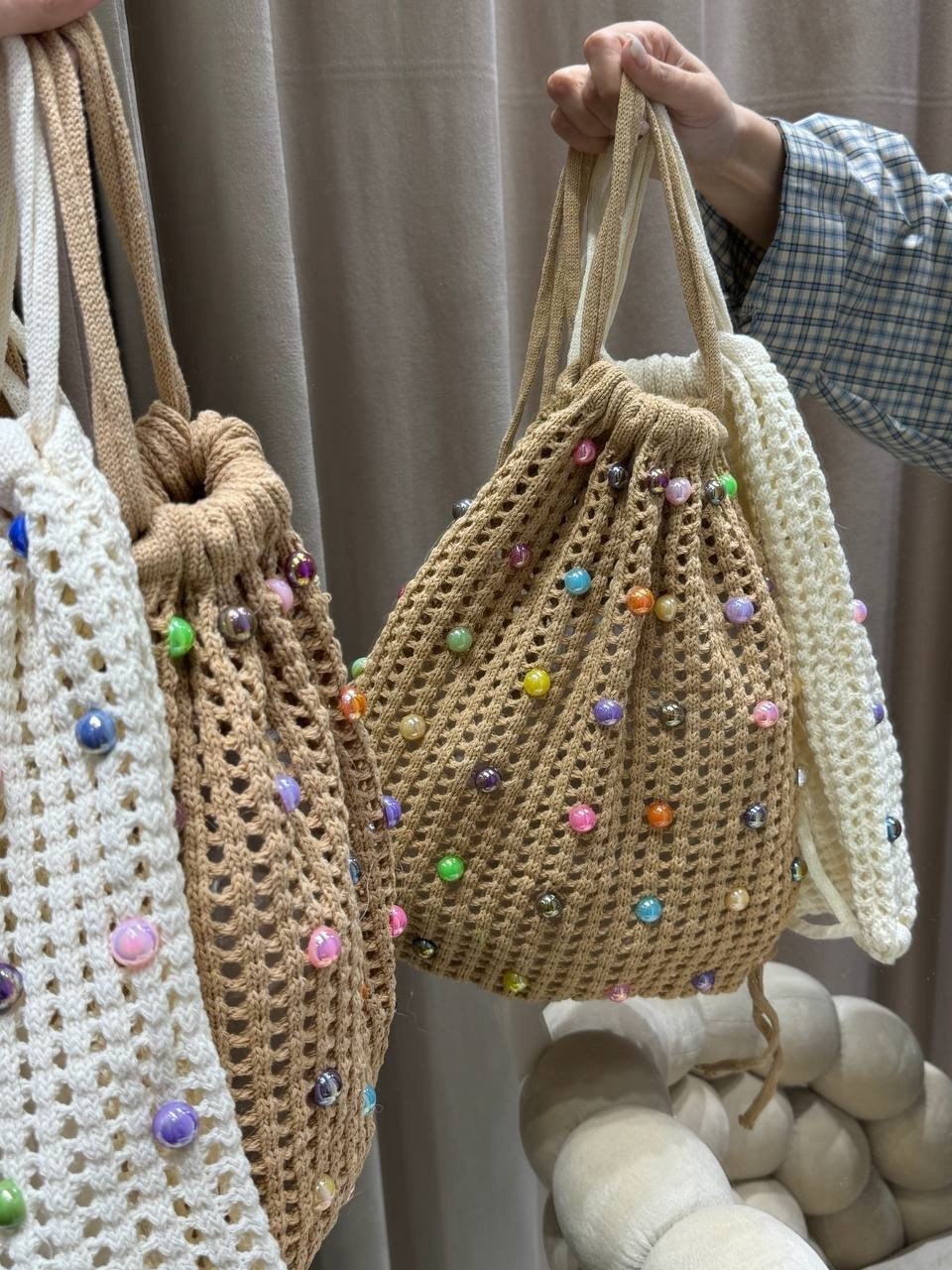 вязаная сумка,модные вязаные сумки,сумочка из бусин,женская вязаная сумка,модная сумка