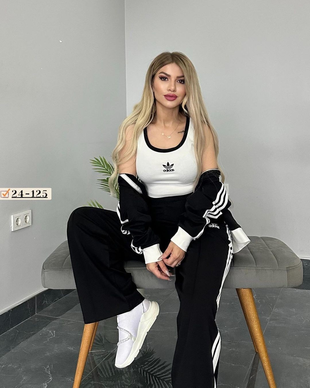 женский спортивный костюм adidas,костюм спортивный адидас,спортивный костюм adidas,женские костюмы спортивные,спортивные костюм