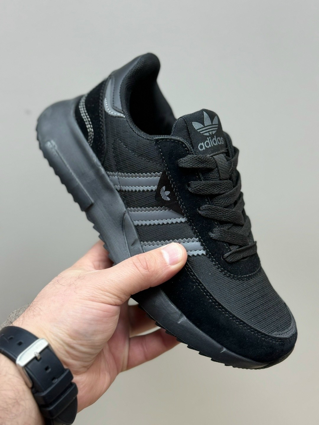 кроссовки мужские adidas,кроссовки adidas,кроссовки адидас,кроссовки adidas retropy,черные кроссовки adidas