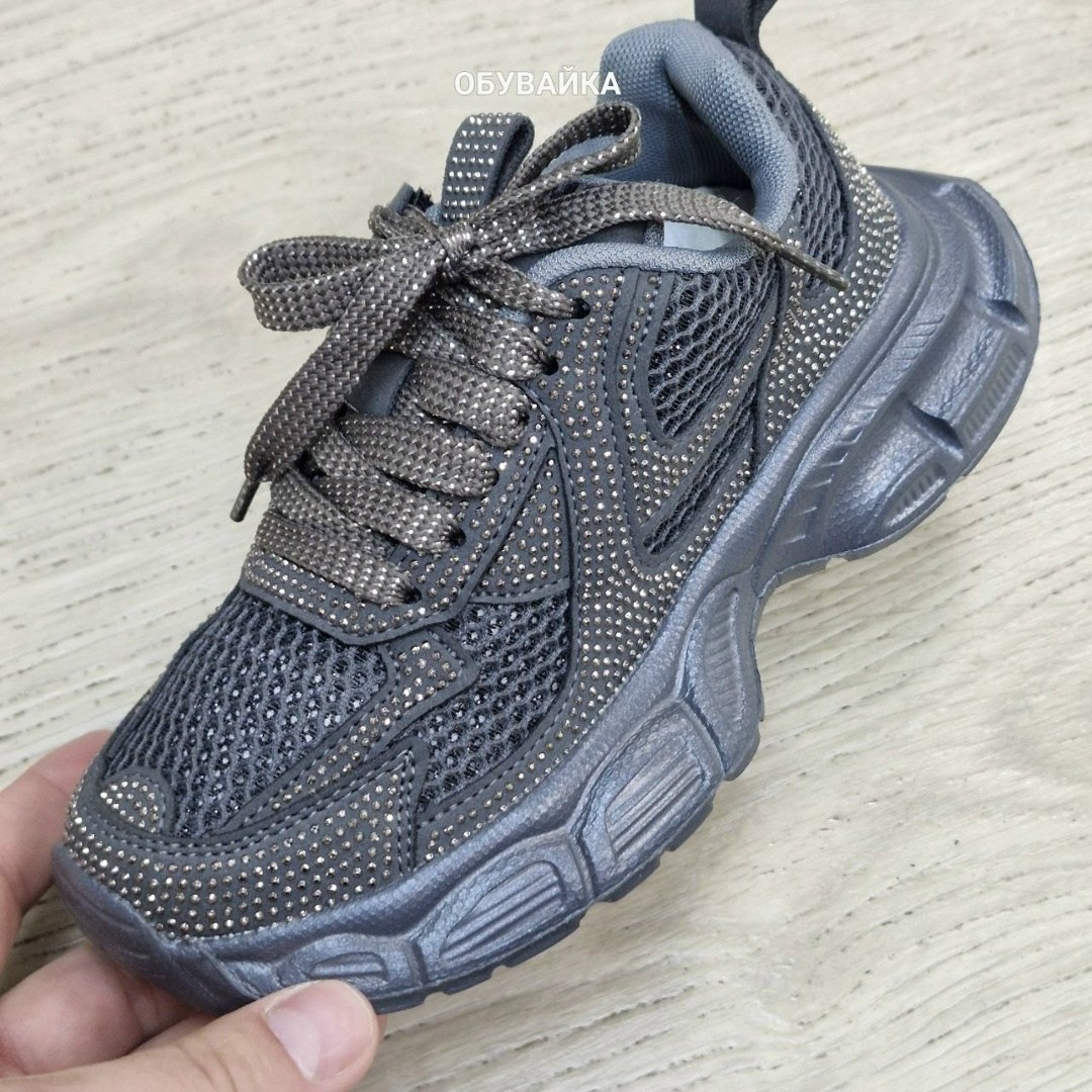 ,женские кроссовки,повседневные кроссовки,кроссовки закрытые,кроссовки