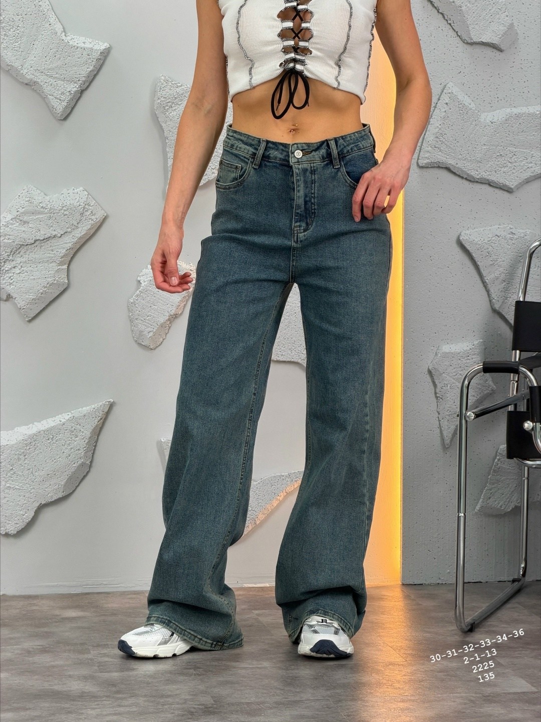 джинсы женские,джинсы модные,стильные джинсы,джинсы,джинсы широкие