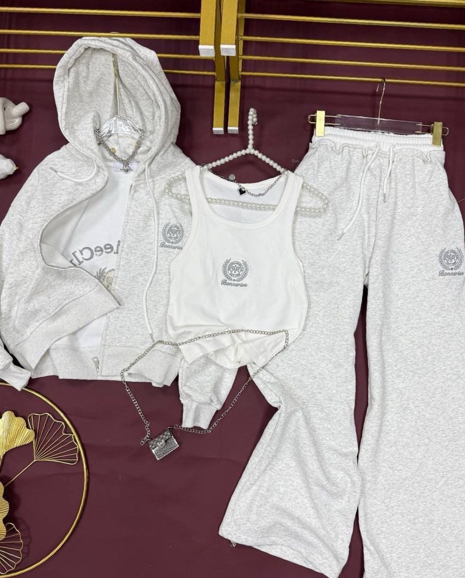 костюм женский на флисе,спортивный костюм свободного кроя,спортивный костюм свободного кроя из,женские спортивные костюмы,костюм спортивный