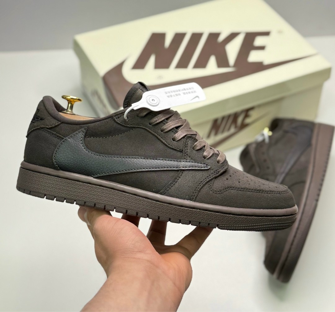 nike air jordan 1 low travis scott,кроссовки travis scott x air jordan 1 low,air jordan 1 low travis scott,кроссовки nike travis scott air jordan 1 low,замшевые кроссовки